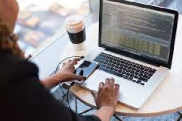 Cloud software boosts collaboration.