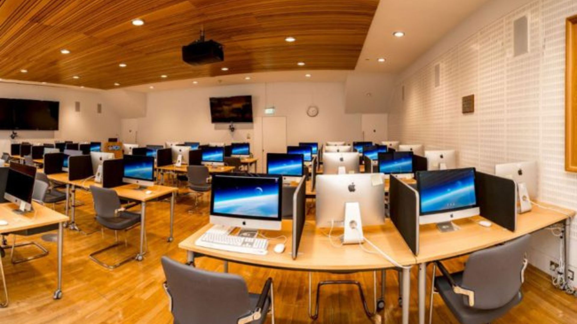 IT Equipment Rental For Temporary Offices